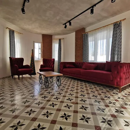 Modern With Private Pool And Stylish Bbq Area Villa *
